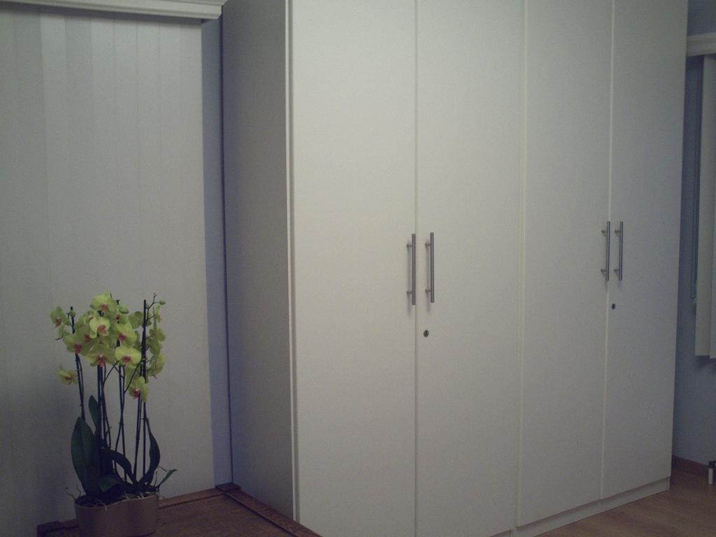 Apartment Capitalcondos Ninove Luaran gambar